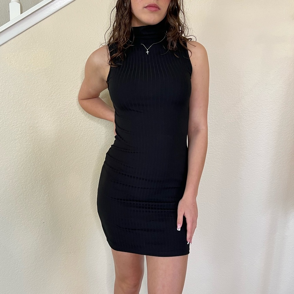 Black Ribbed Turtle Neck Sleeveless Midi Dress - Picture 1 of 13